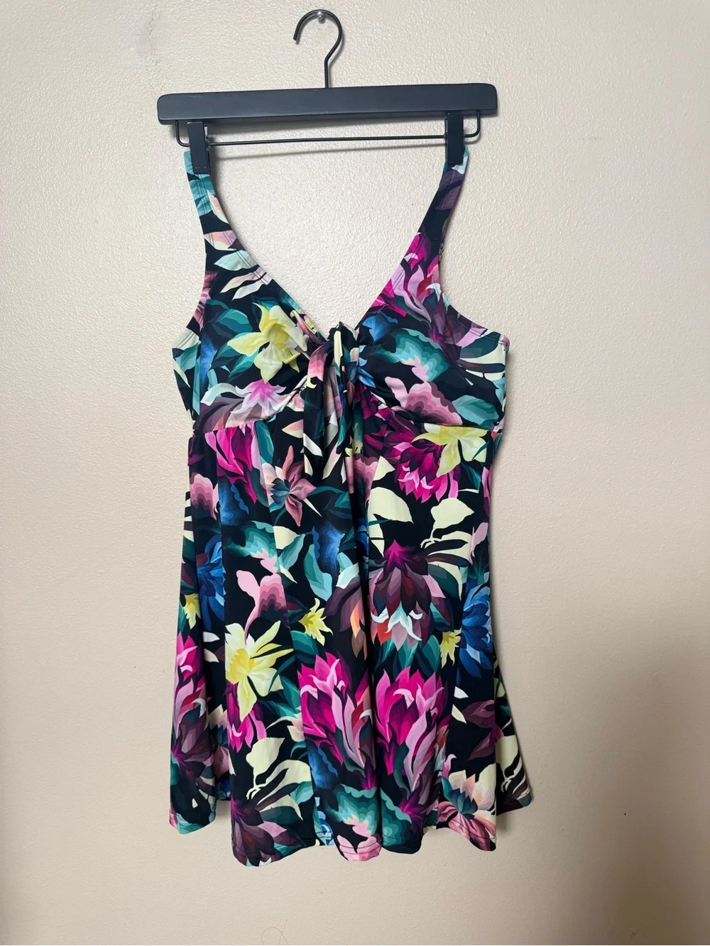 New Swim Solutions Women's Black Bow-Front Swim Dress Size 10 Floral Vacation - Picture 2 of 5